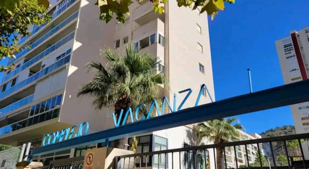 Vacanza Luxury Complex- Parking , Pool Only In The Summer , Rincon De Loix Apartment Бенидорм Екстериор снимка