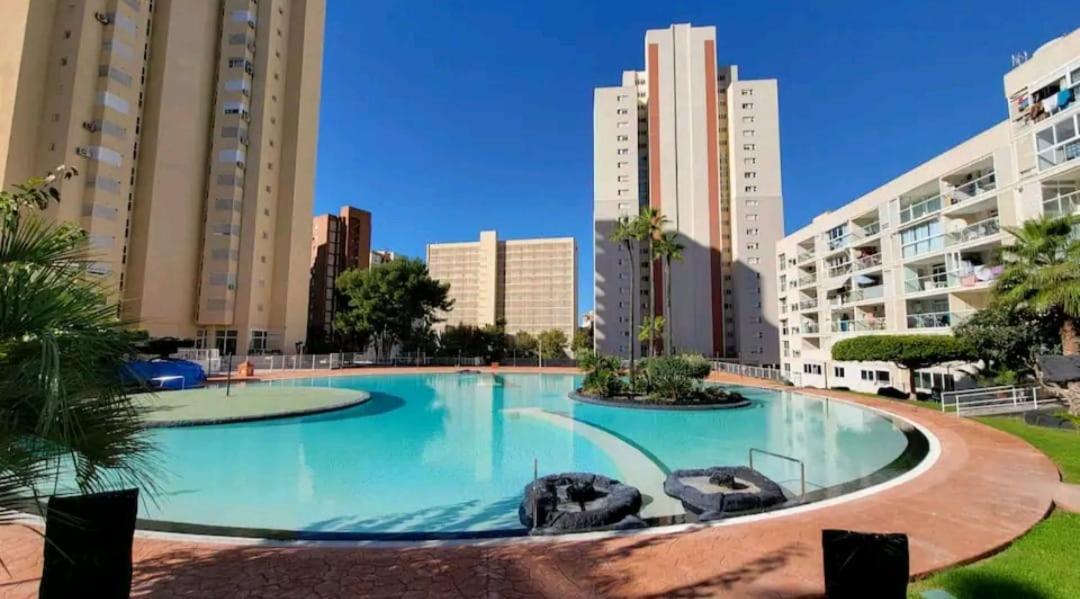 Vacanza Luxury Complex- Parking , Pool Only In The Summer , Rincon De Loix Apartment Бенидорм Екстериор снимка