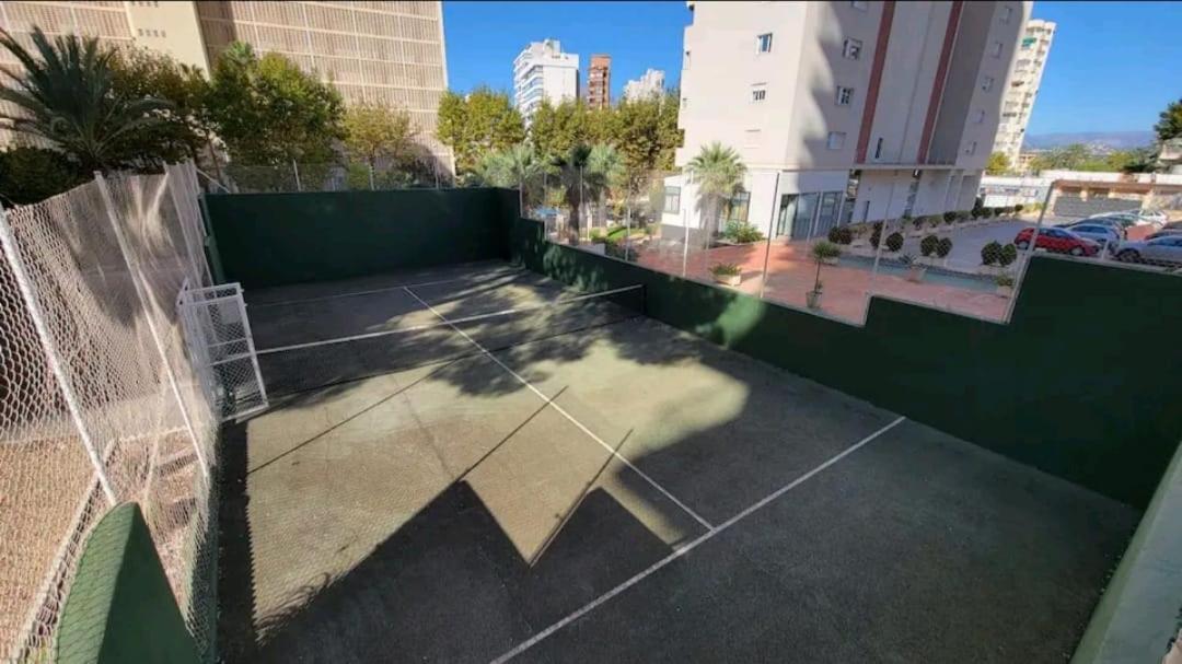 Vacanza Luxury Complex- Parking , Pool Only In The Summer , Rincon De Loix Apartment Бенидорм Екстериор снимка